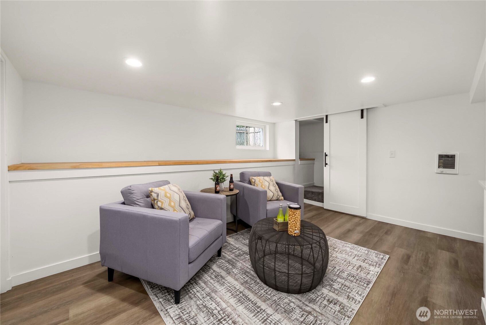 950 86th Street N, Seattle, WA 98103