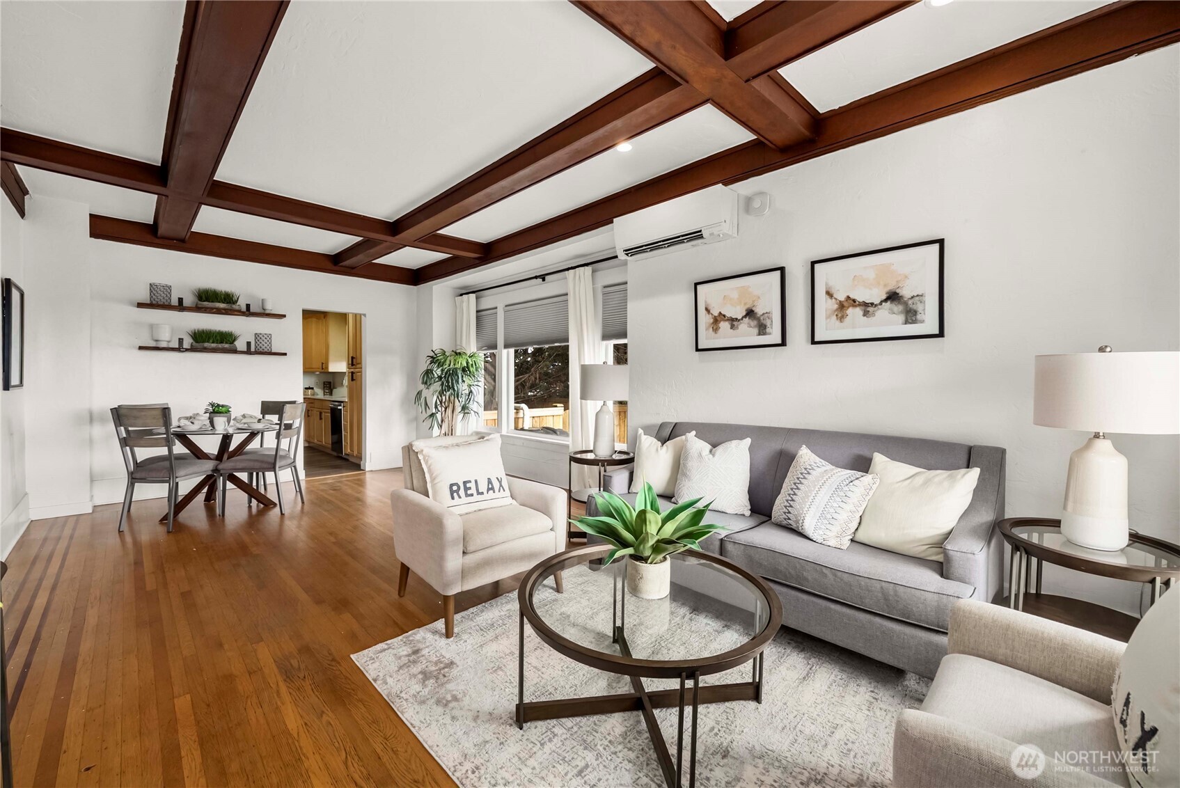 950 86th Street N, Seattle, WA 98103