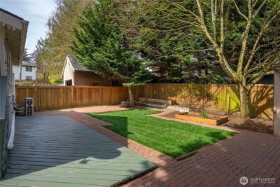 950 86th Street N, Seattle, WA 98103 - Photo 32