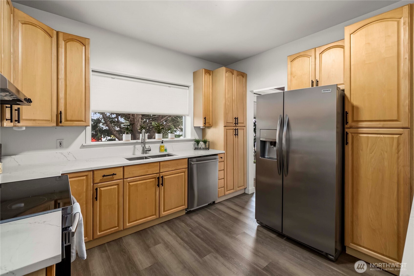 950 86th Street N, Seattle, WA 98103