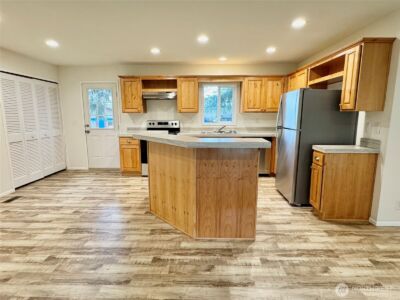 871 Spruce Street SE, Olympia, WA 98513 - Photo 11