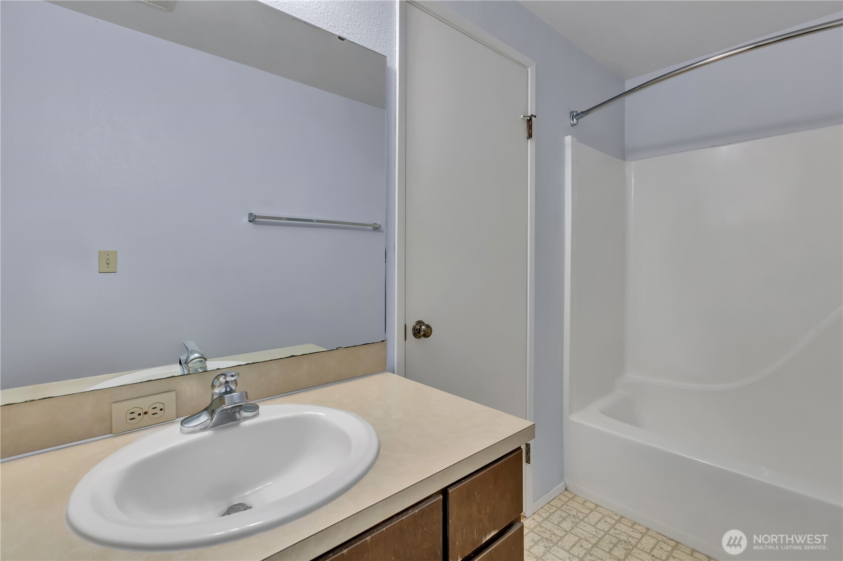 921 S 262nd Place , Des Moines, WA 98198