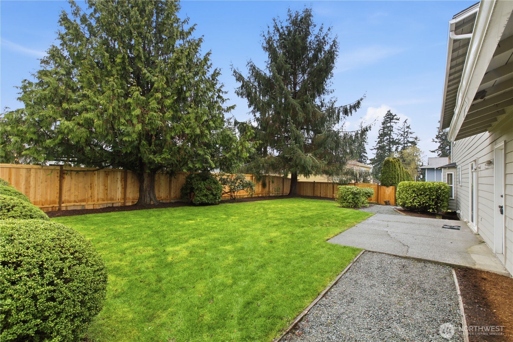 921 S 262nd Place , Des Moines, WA 98198