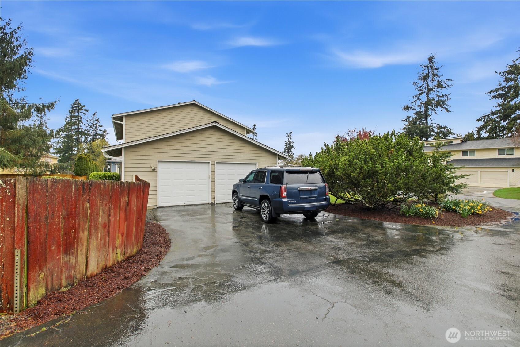 921 S 262nd Place , Des Moines, WA 98198