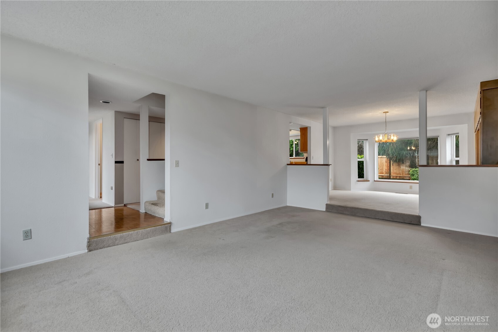 921 S 262nd Place , Des Moines, WA 98198