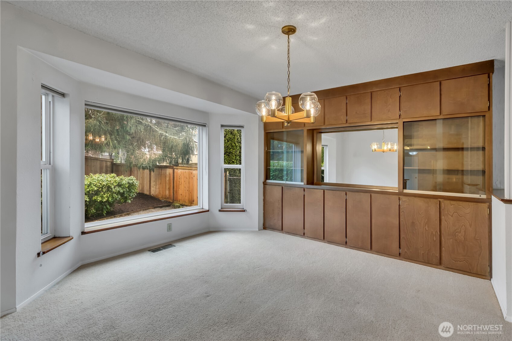 921 S 262nd Place , Des Moines, WA 98198