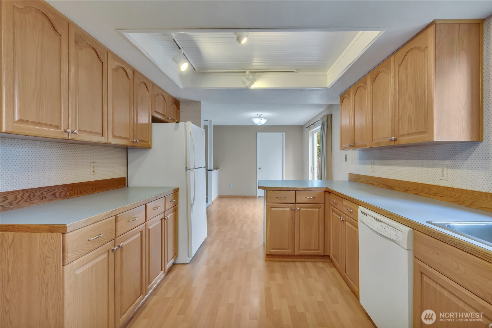 921 S 262nd Place , Des Moines, WA 98198