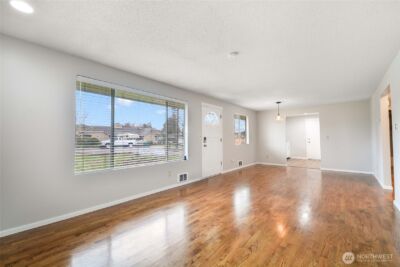 4731 74th Place NE, Marysville, WA 98270 - Photo 4