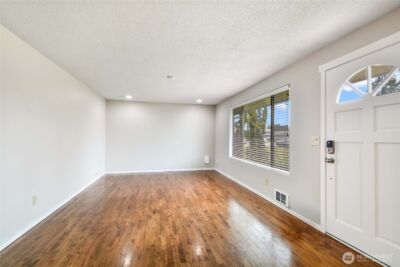 4731 74th Place NE, Marysville, WA 98270 - Photo 5