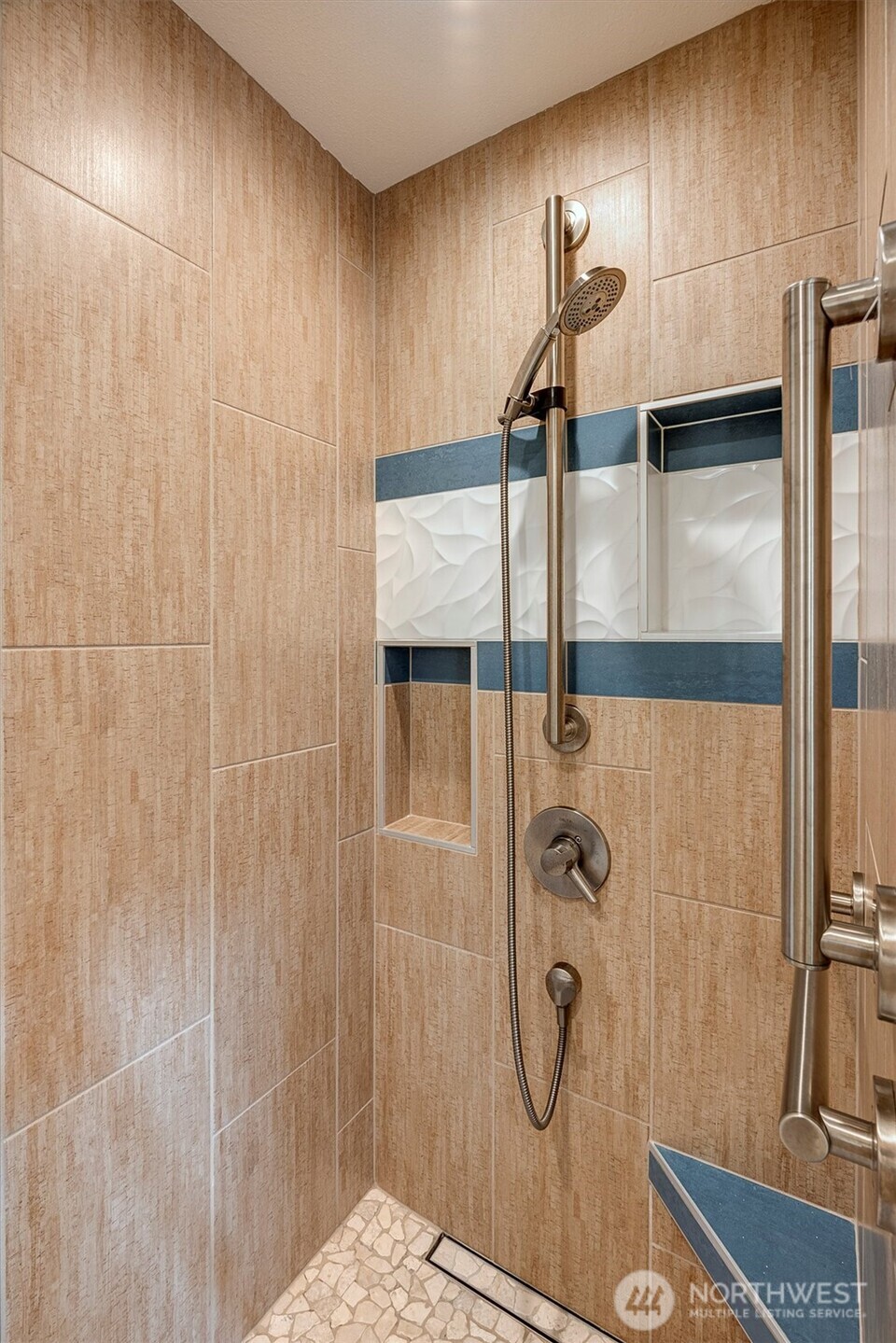 13116 NE 104th Street , Kirkland, WA 98033