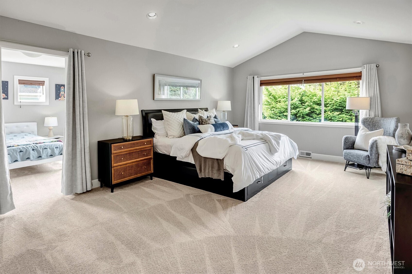 13116 NE 104th Street , Kirkland, WA 98033