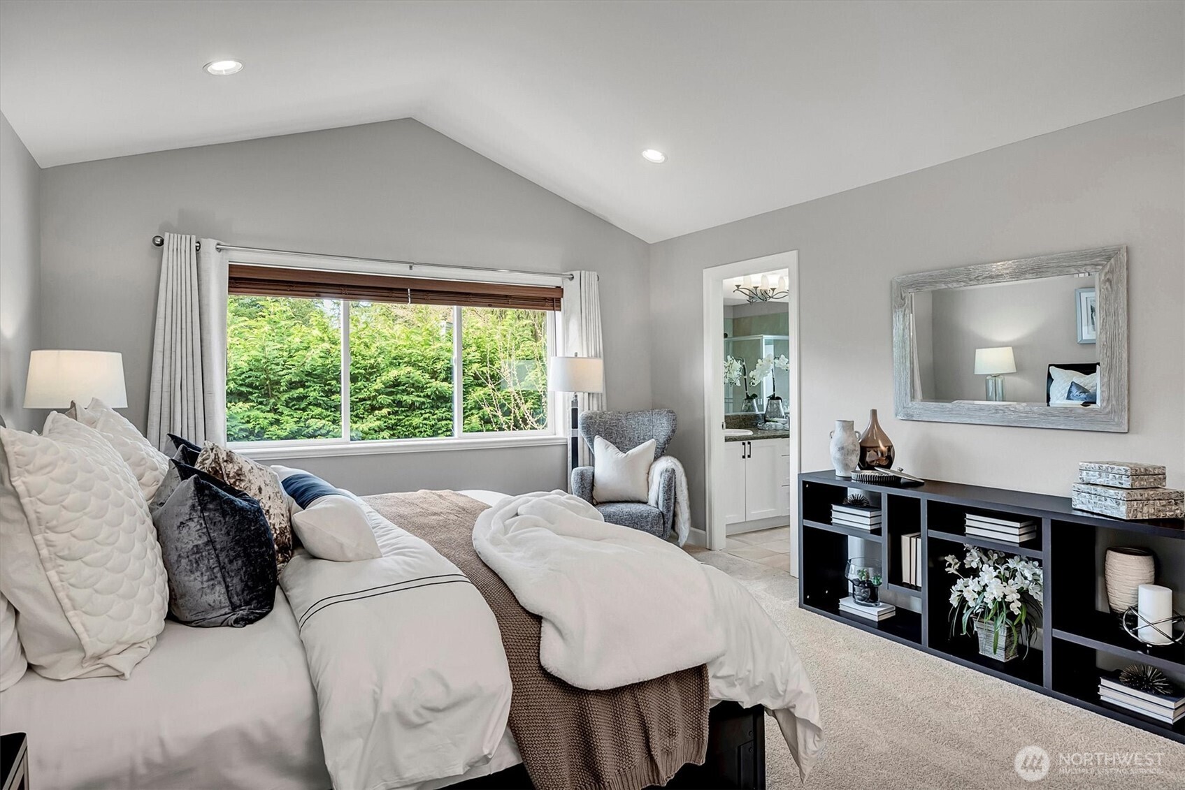 13116 NE 104th Street , Kirkland, WA 98033