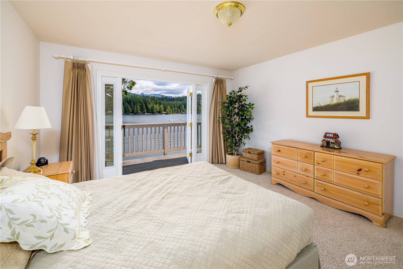 33571 Cliff Road , Mount Vernon, WA 98274