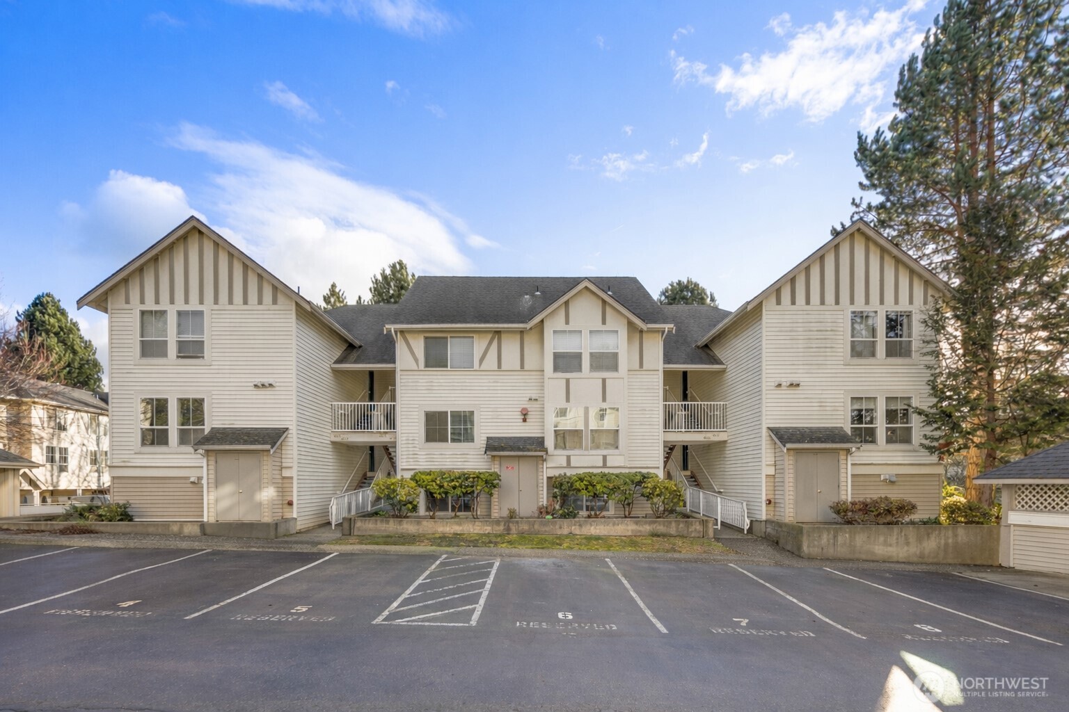 4421 249th SE , Issaquah, WA 98029