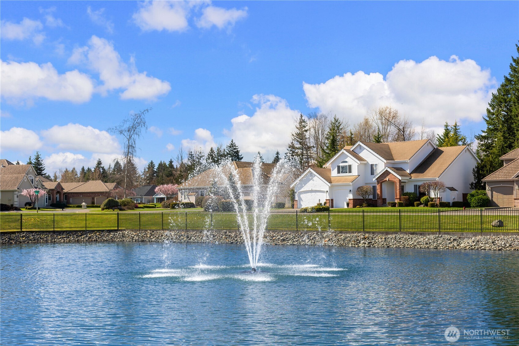 15423 136th Avenue E, Puyallup, WA 98374