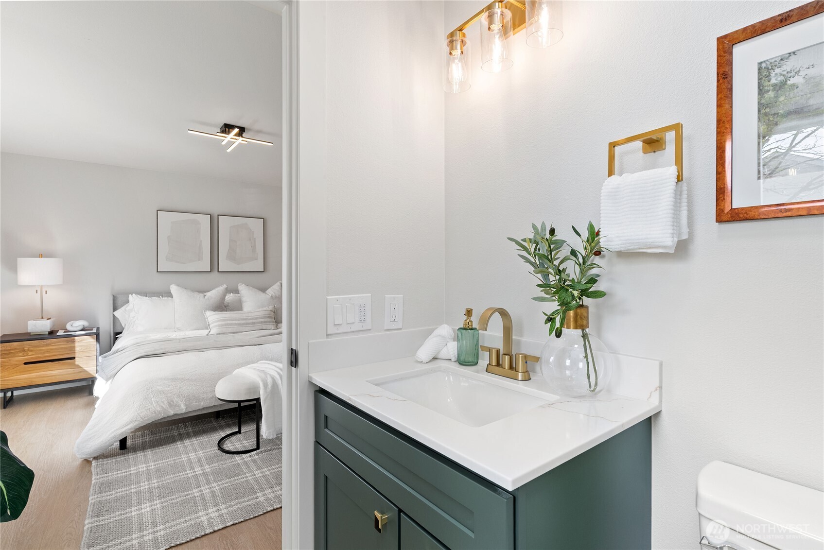 13203 SE 233rd Street , Kent, WA 98042