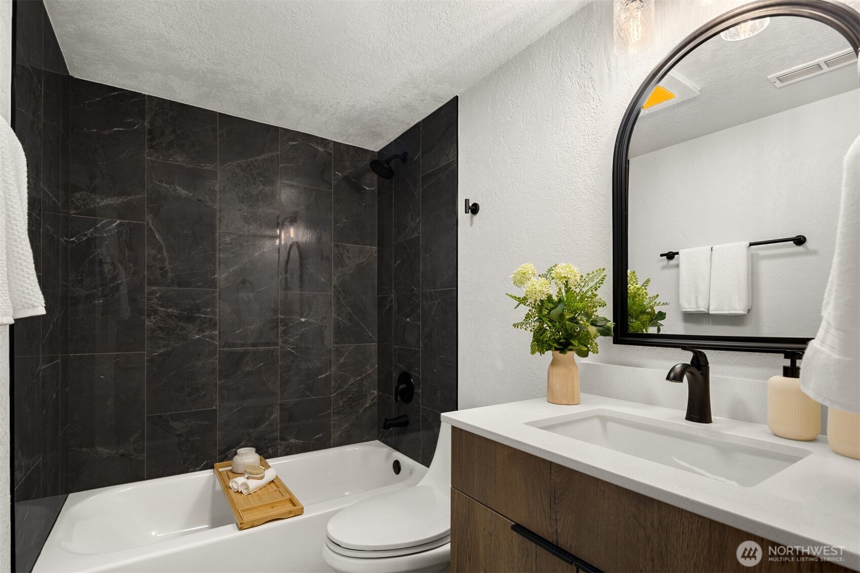 23411 102nd Avenue SE #E308, Kent, WA 98031