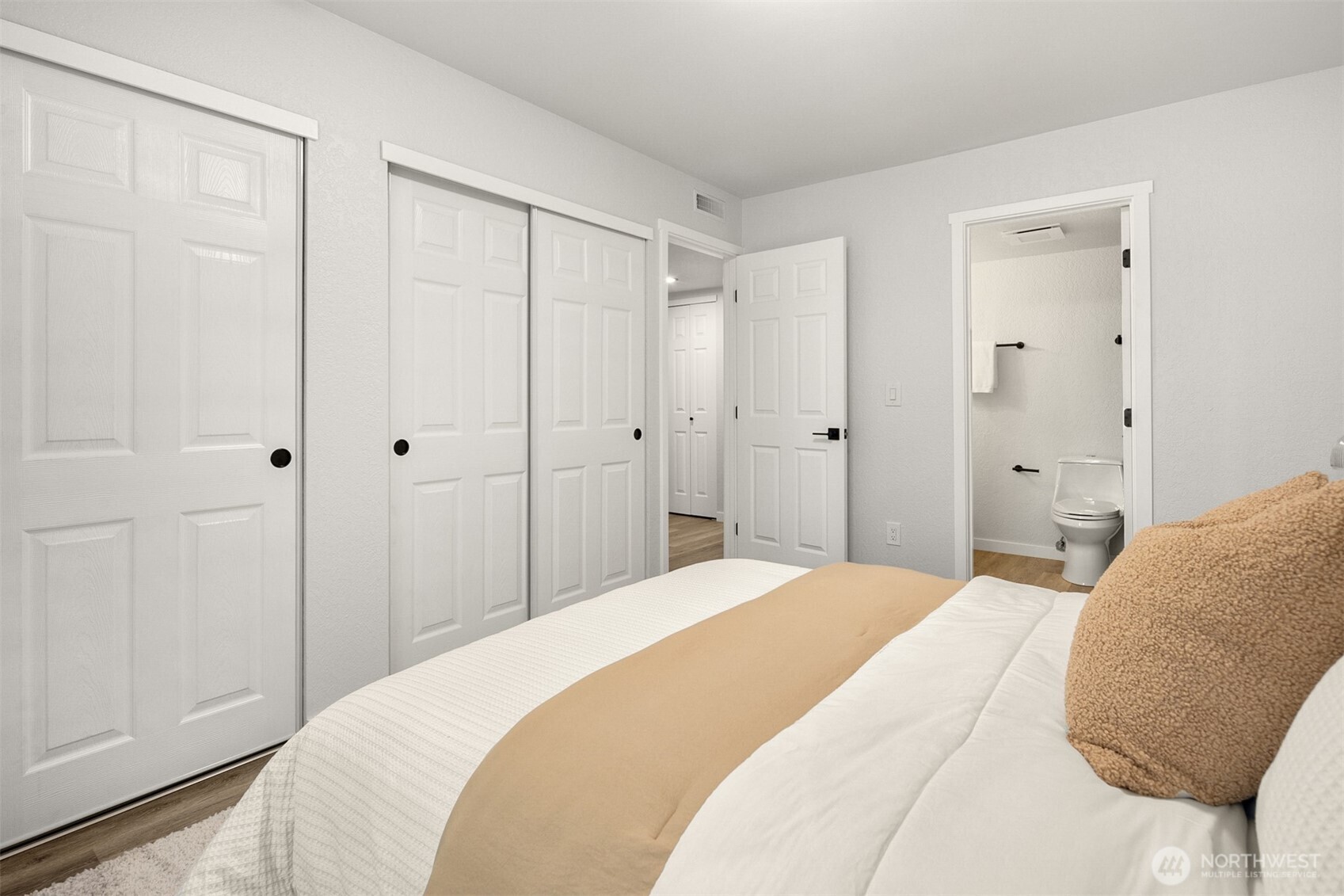 23411 102nd Avenue SE #E308, Kent, WA 98031