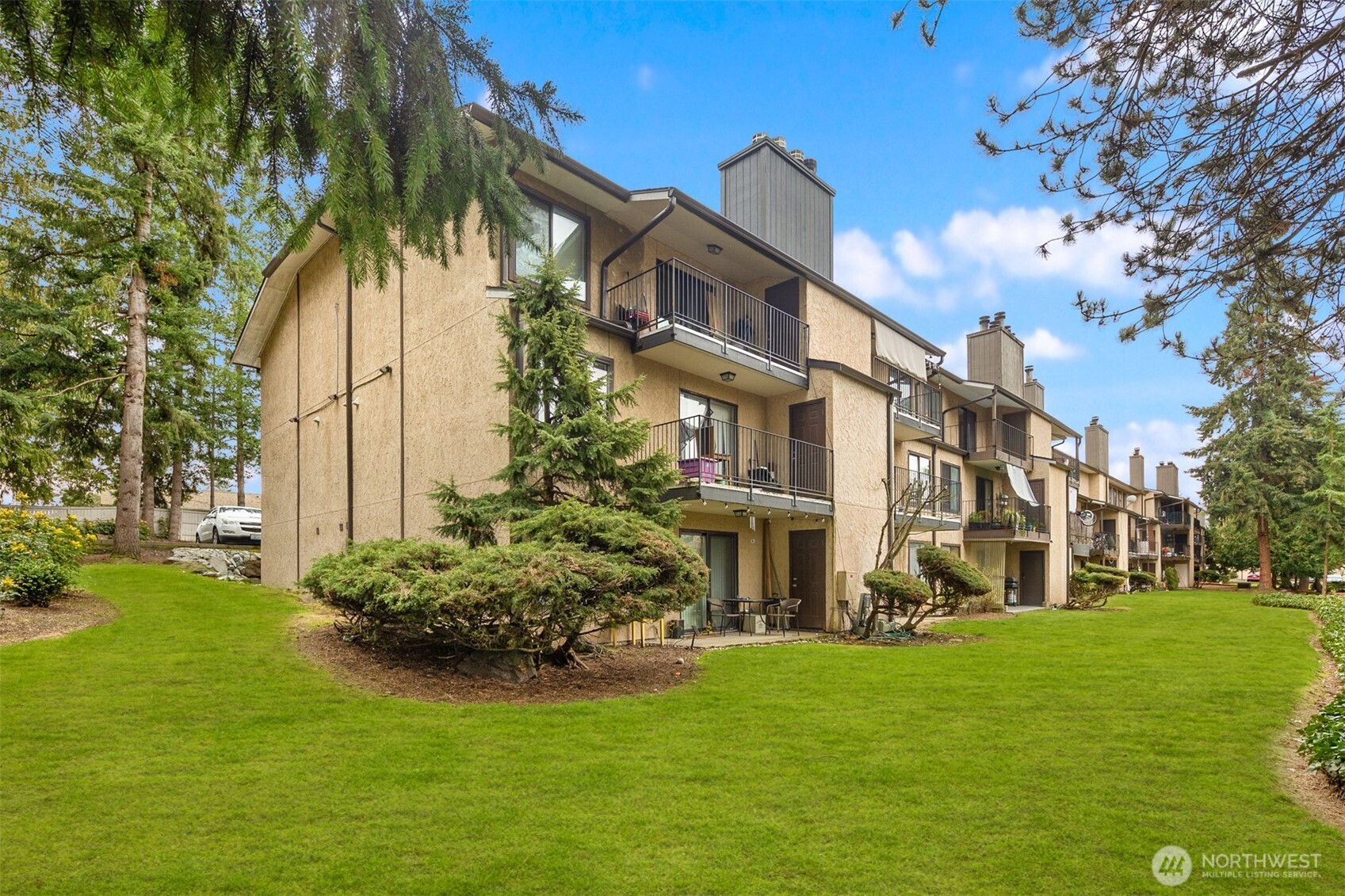 23411 102nd Avenue SE #E308, Kent, WA 98031