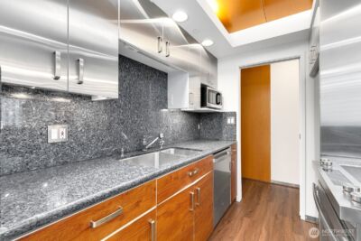 2201 3rd Avenue #2106, Seattle, WA 98121 - Photo 15