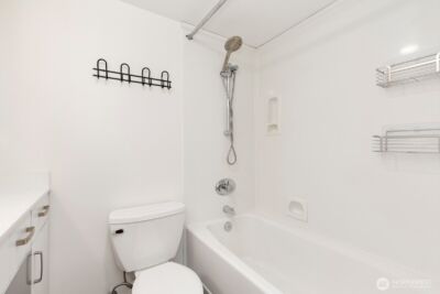 2201 3rd Avenue #2106, Seattle, WA 98121 - Photo 22