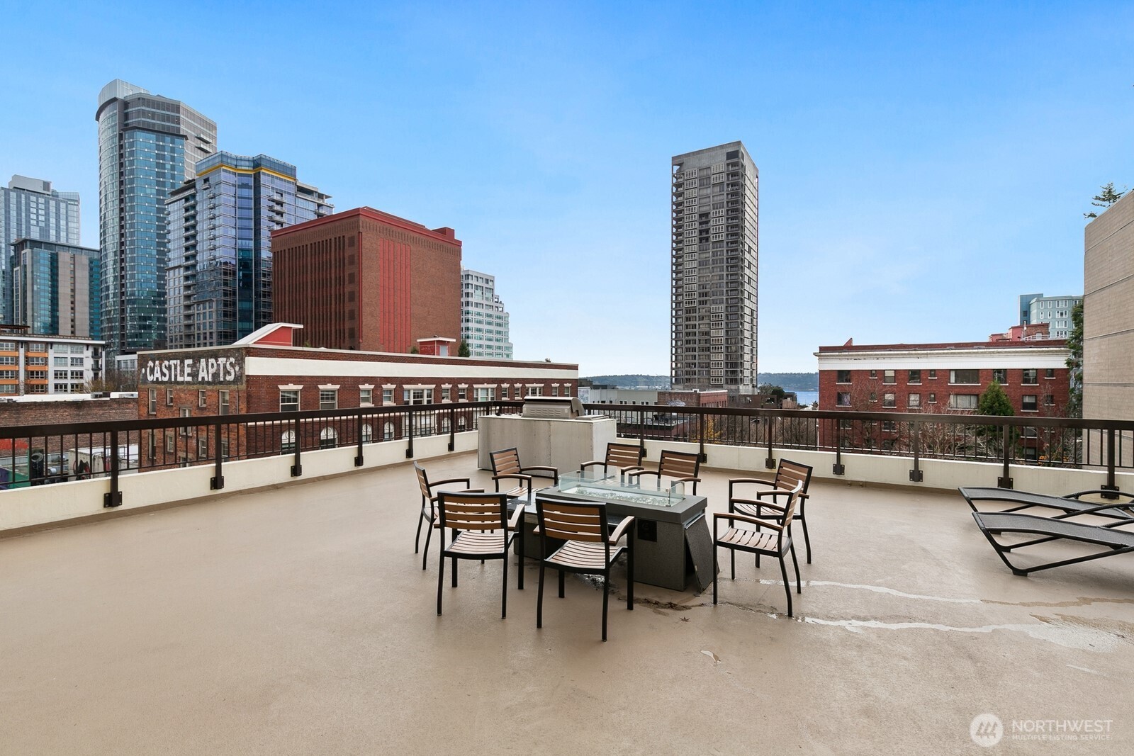 2201 3rd Avenue #2106, Seattle, WA 98121