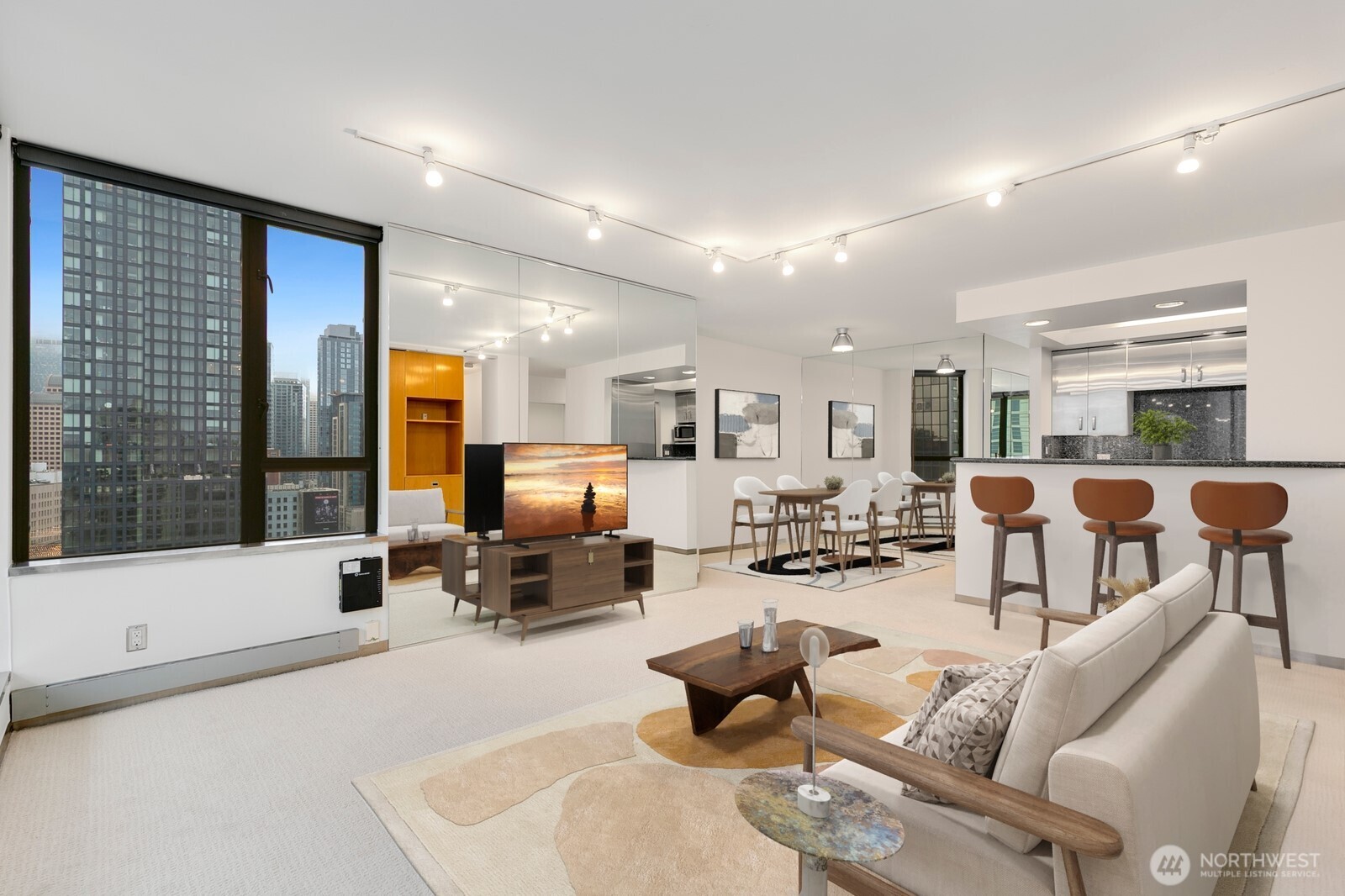 2201 3rd Avenue #2106, Seattle, WA 98121