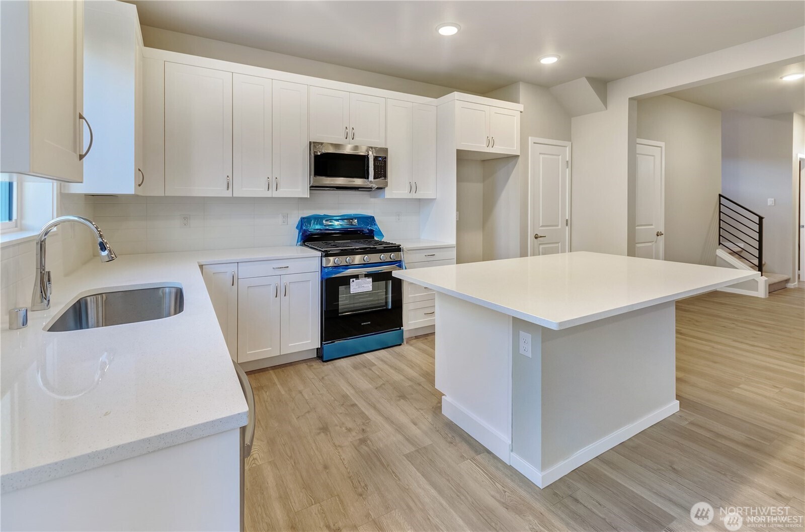 18204 37th Avenue Ct E, Tacoma, WA 98446