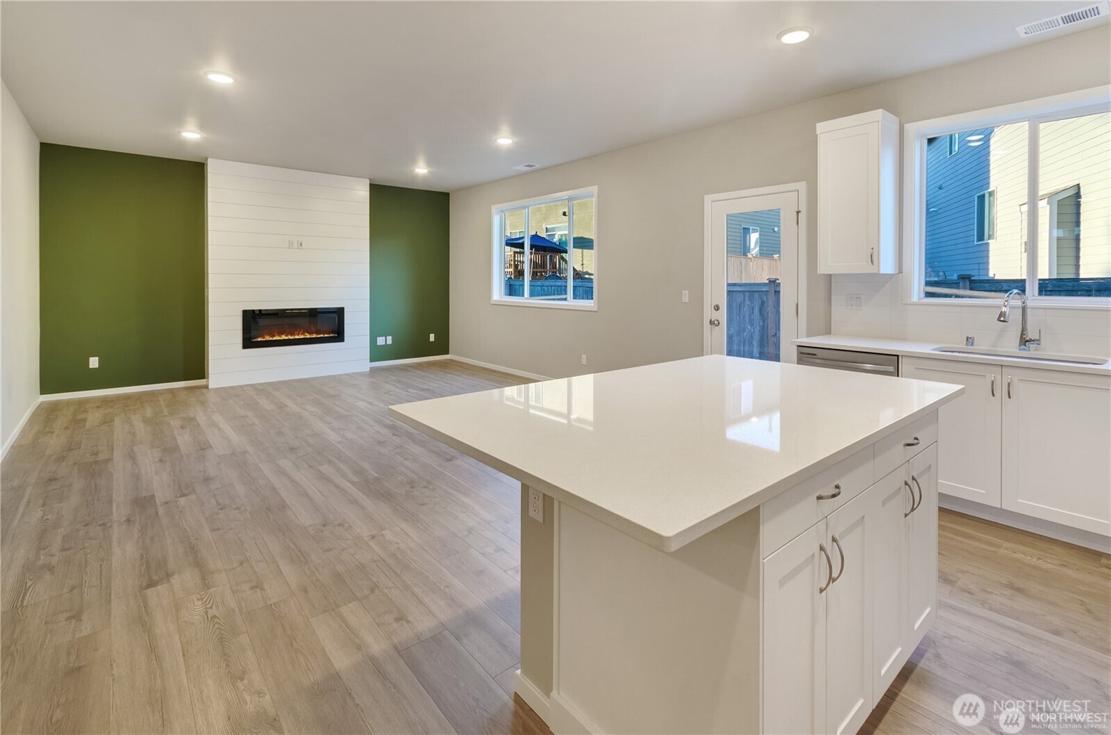 18204 37th Avenue Ct E, Tacoma, WA 98446