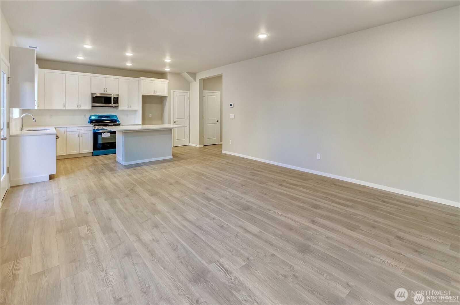 18204 37th Avenue Ct E, Tacoma, WA 98446