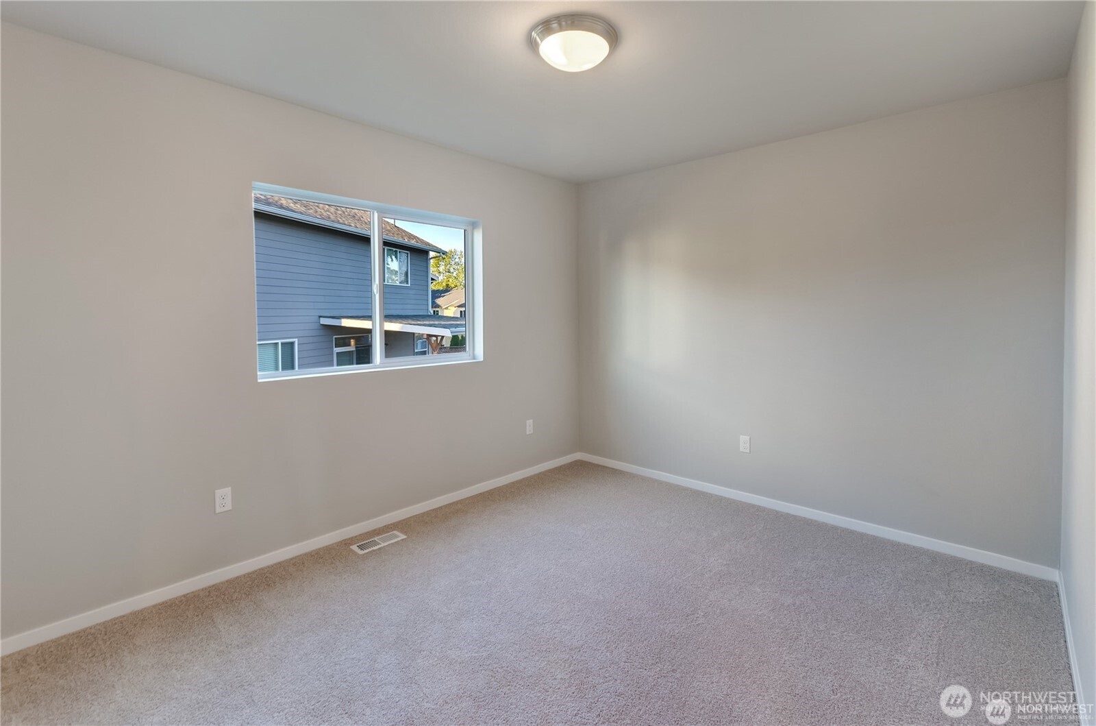 18204 37th Avenue Ct E, Tacoma, WA 98446