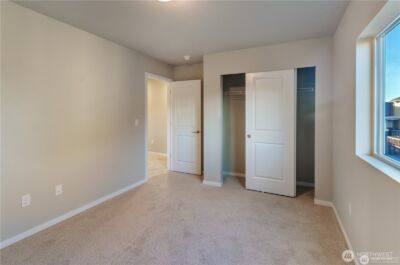 18204 37th Avenue Ct E, Tacoma, WA 98446 - Photo 10