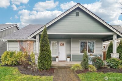 176 Love Drive , Enumclaw, WA 98022