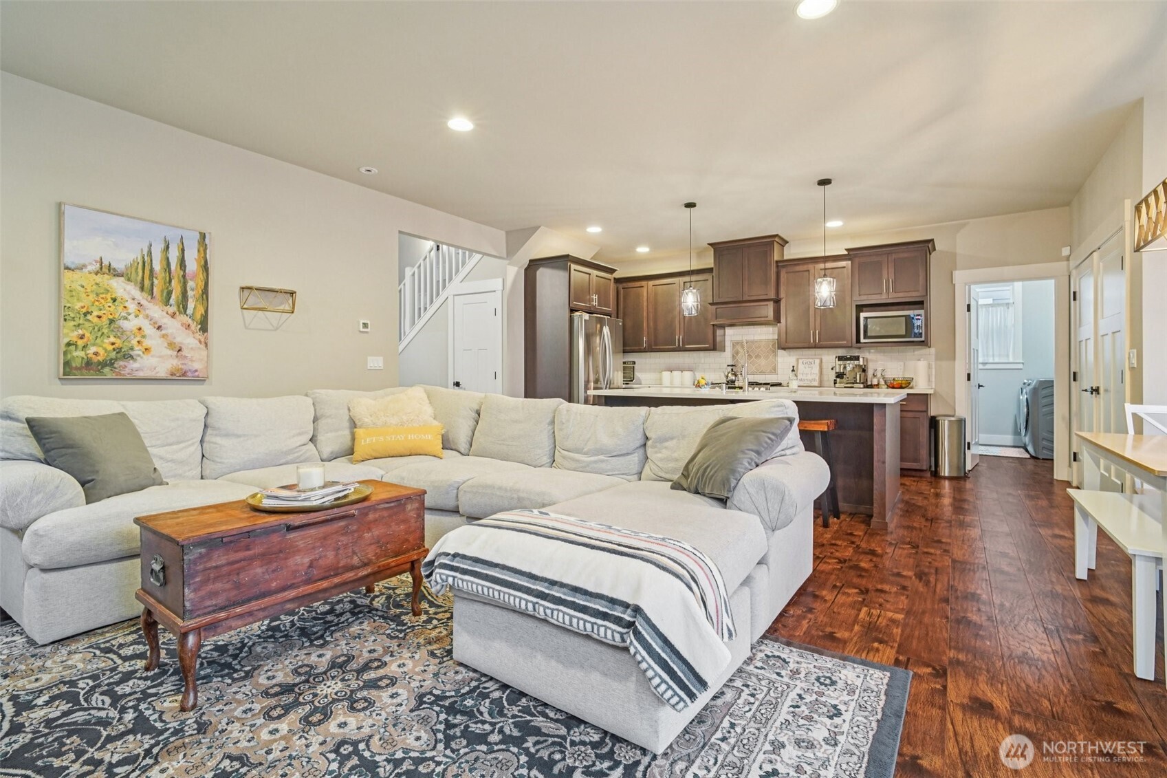 176 Love Drive , Enumclaw, WA 98022