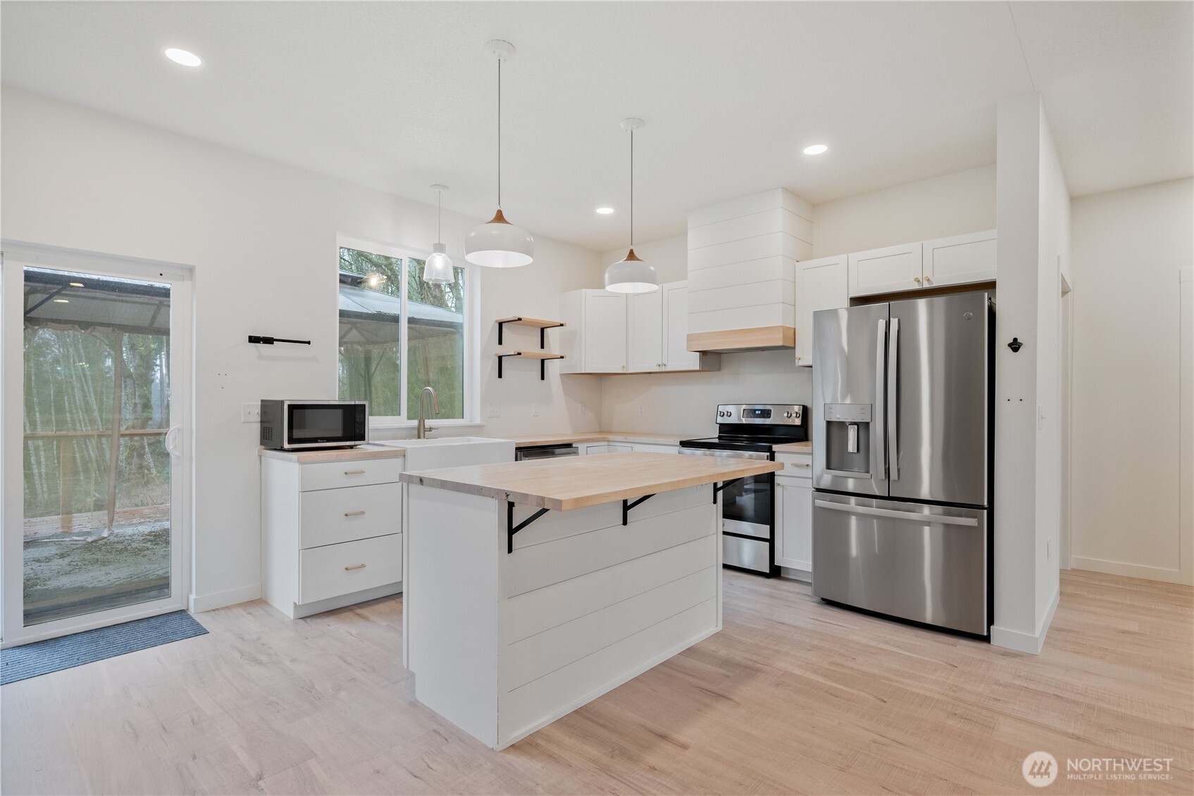 3021 Stella Road , Longview, WA 98632