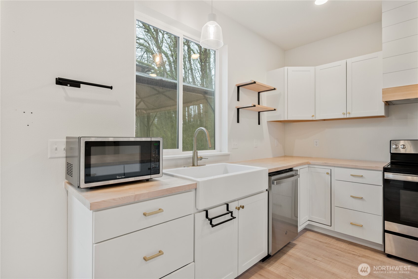 3021 Stella Road , Longview, WA 98632