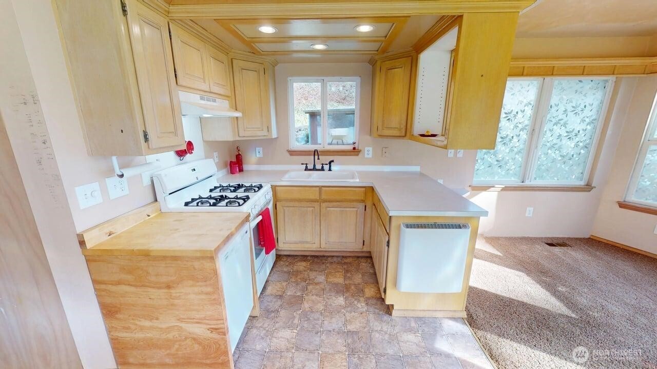 22989 Lake McMurray Lane #18, Mount Vernon, WA 98274