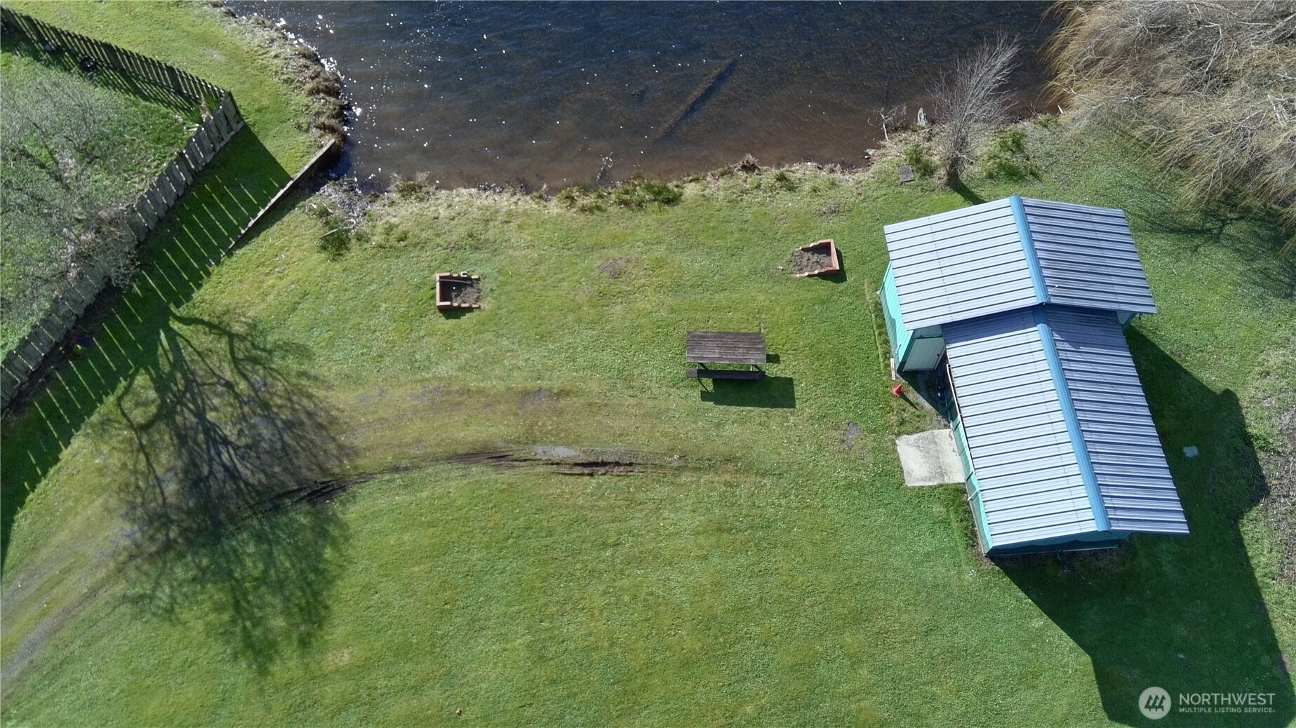 22989 Lake McMurray Lane #18, Mount Vernon, WA 98274