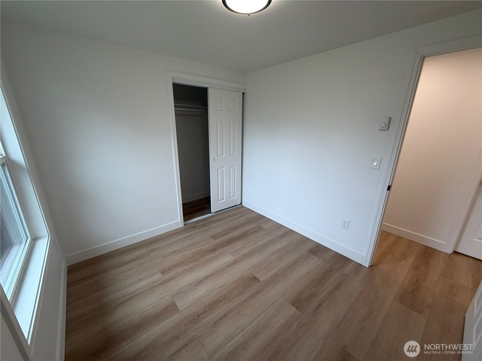 19502 2nd Avenue S, Des Moines, WA 98148