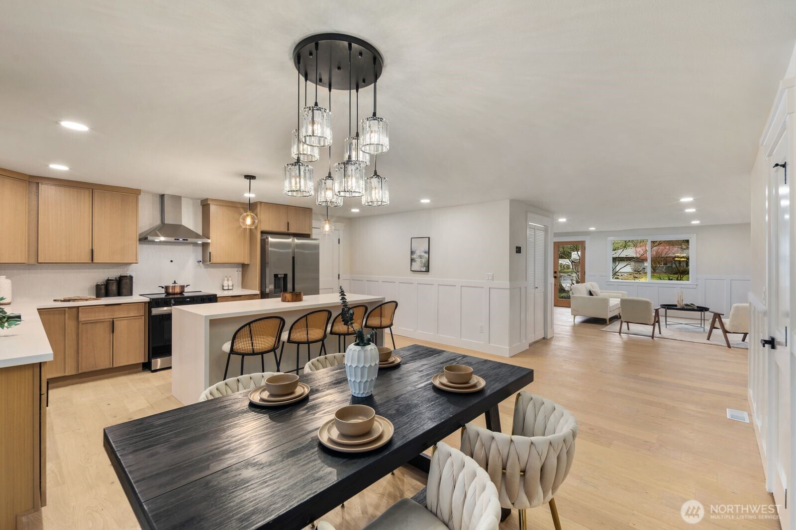 16644 SE 235th Street , Kent, WA 98042-4728