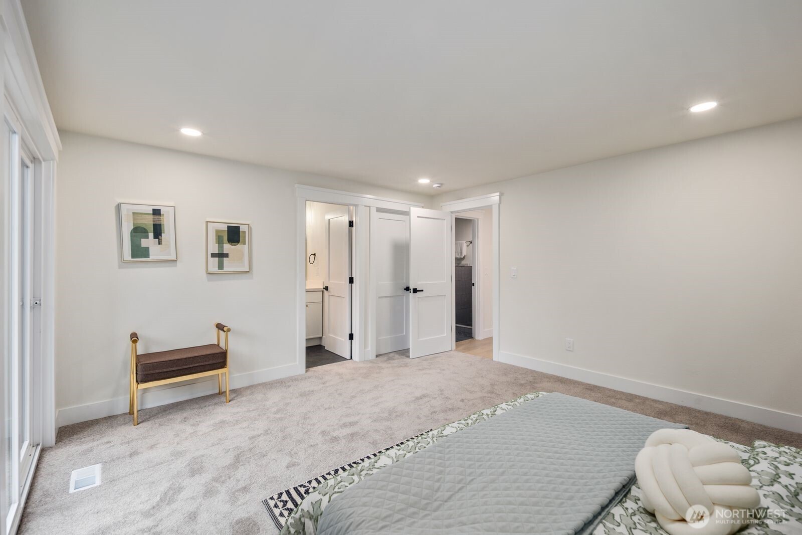 16644 SE 235th Street , Kent, WA 98042-4728