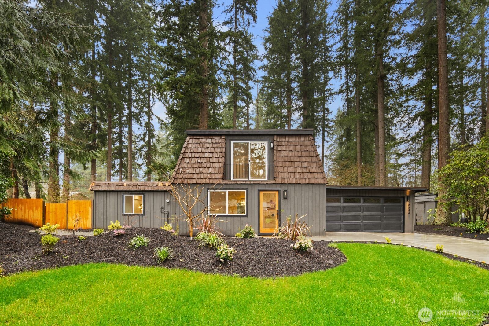16644 SE 235th Street , Kent, WA 98042-4728