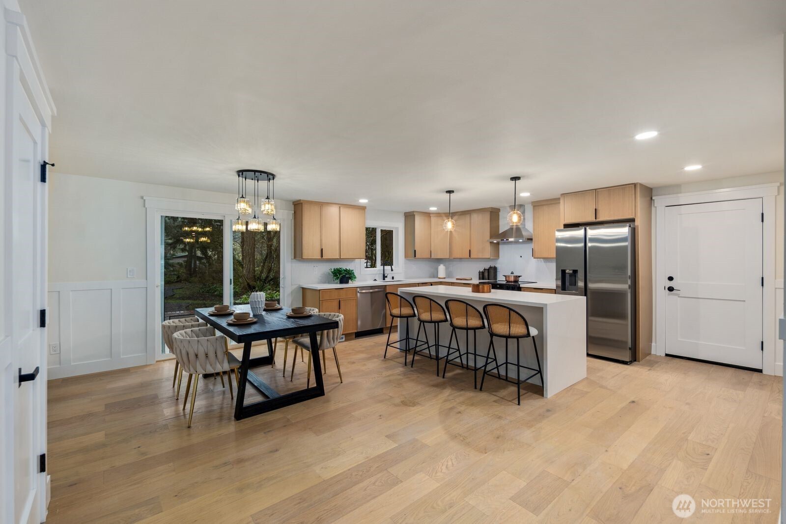 16644 SE 235th Street , Kent, WA 98042-4728