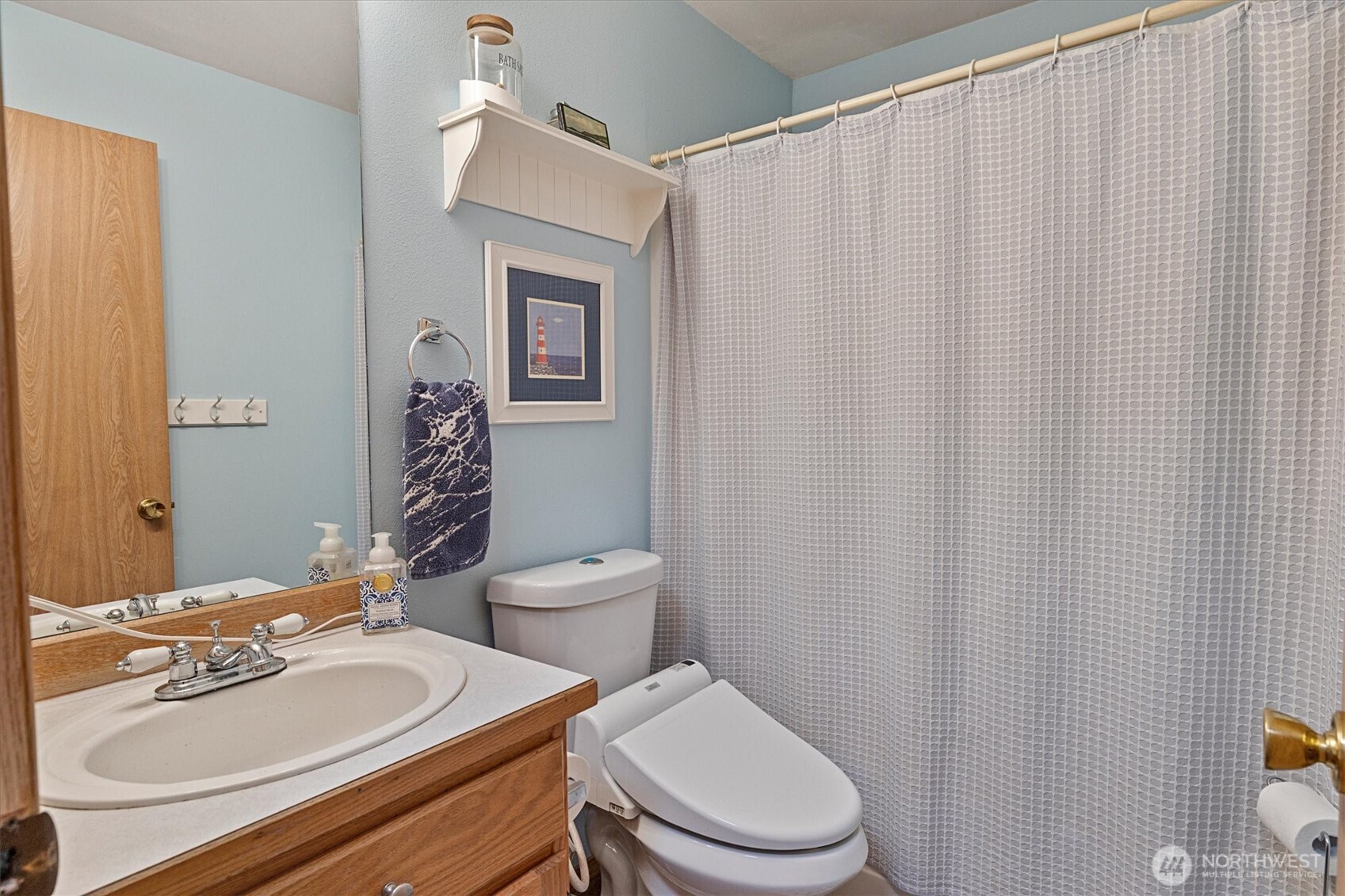 6352 24th Avenue SW, Seattle, WA 98106