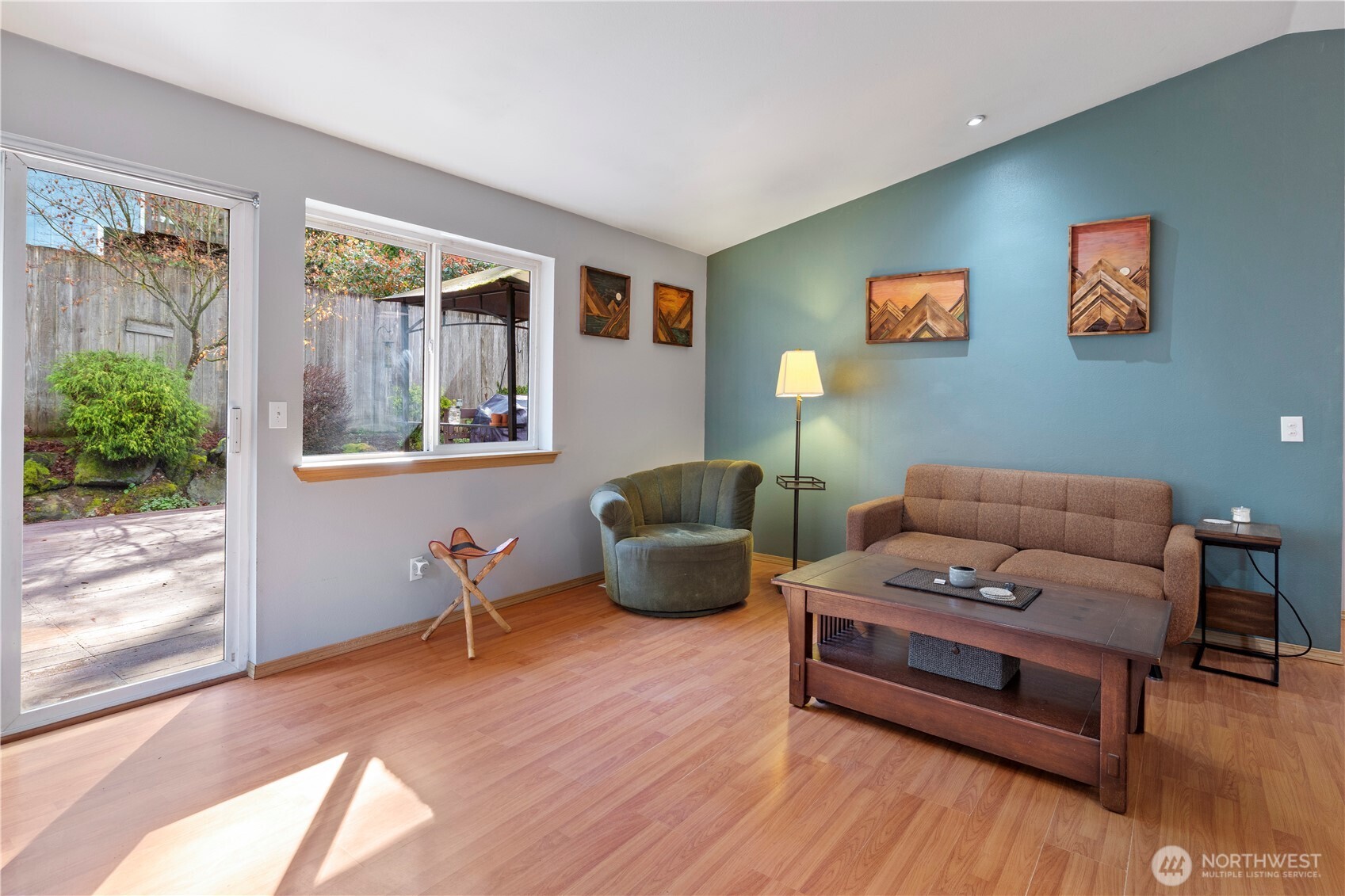 6352 24th Avenue SW, Seattle, WA 98106