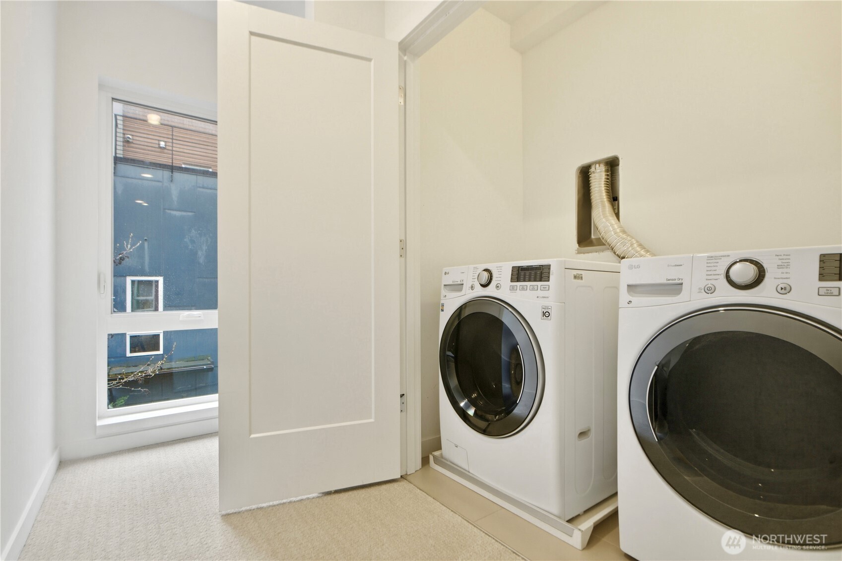 7433 A 4th Avenue NE, Seattle, WA 98115