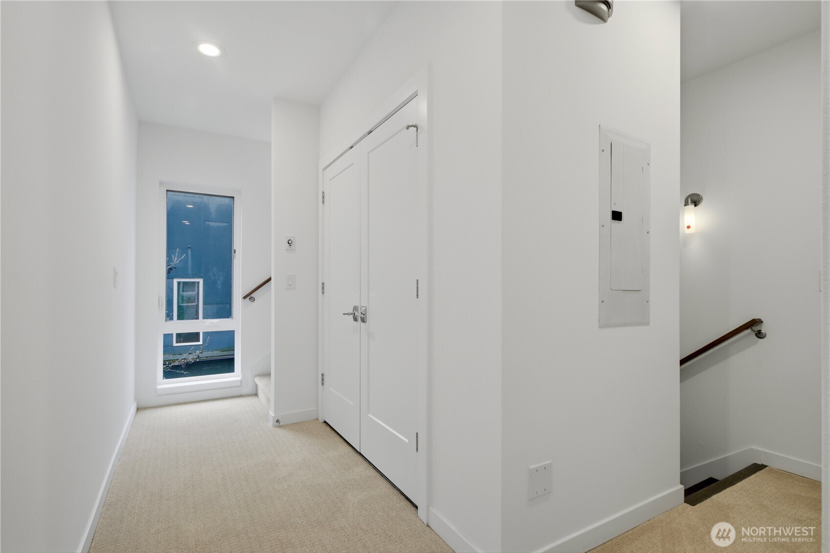 7433 A 4th Avenue NE, Seattle, WA 98115