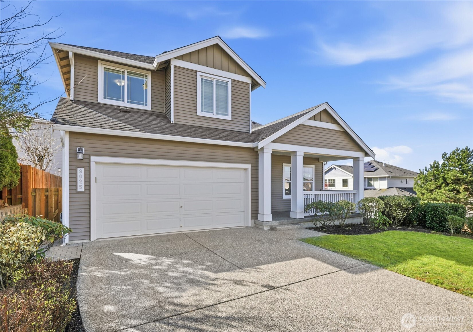 9025 S 204th Place , Kent, WA 98031