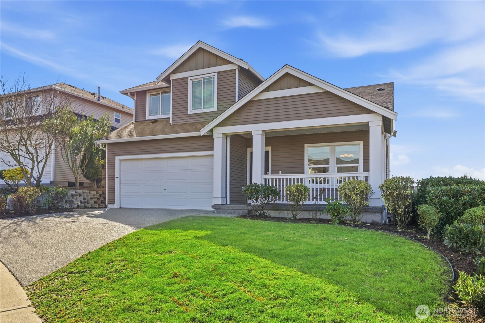 9025 S 204th Place , Kent, WA 98031