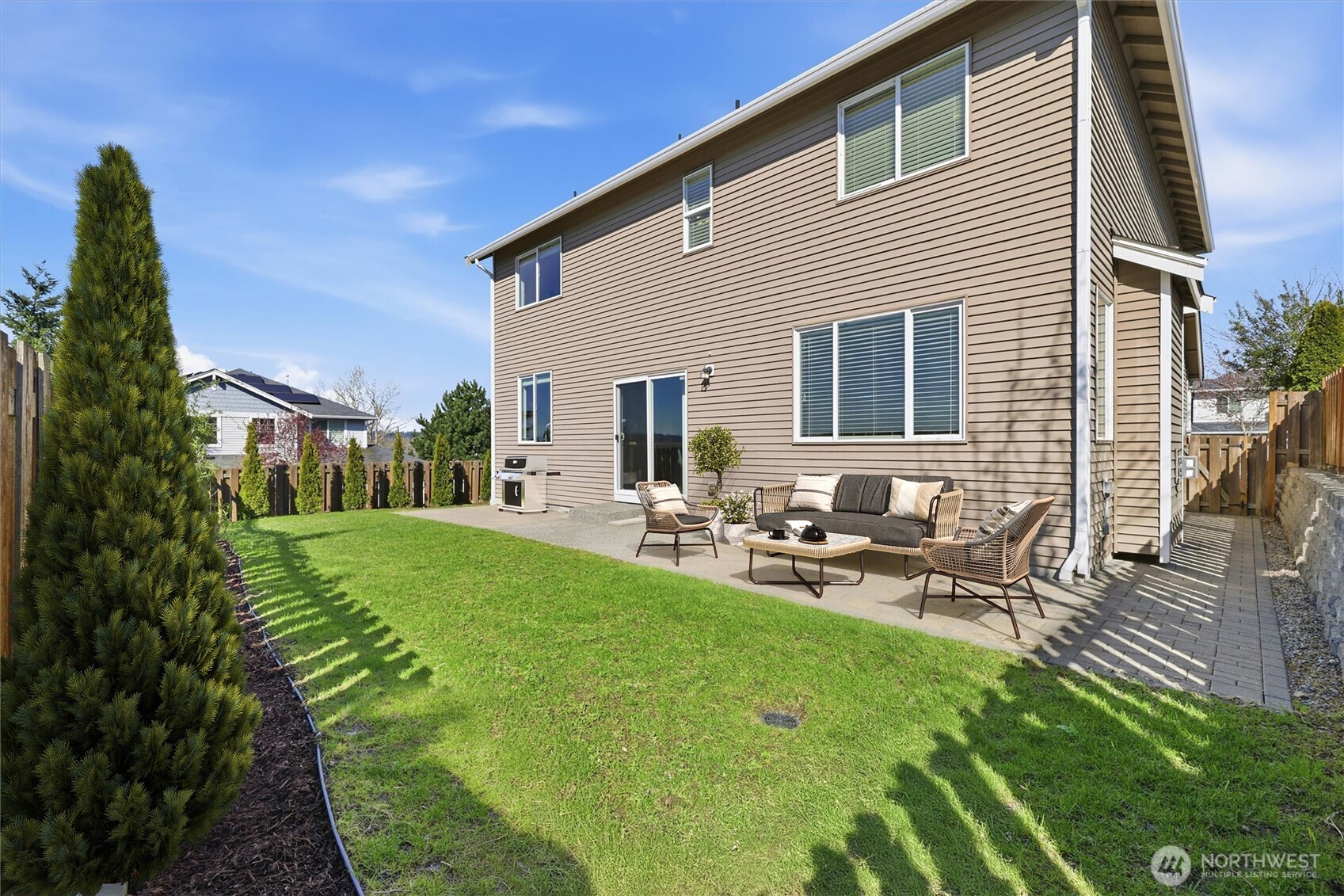 9025 S 204th Place , Kent, WA 98031
